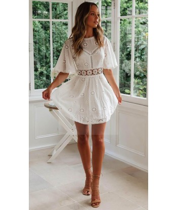 Robe blanche dentelle courte esprit boheme sélection de produits