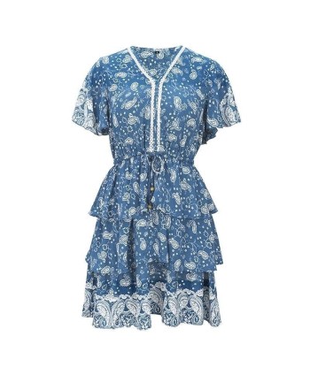 Robe courte boheme bleu l'évolution des habitudes 