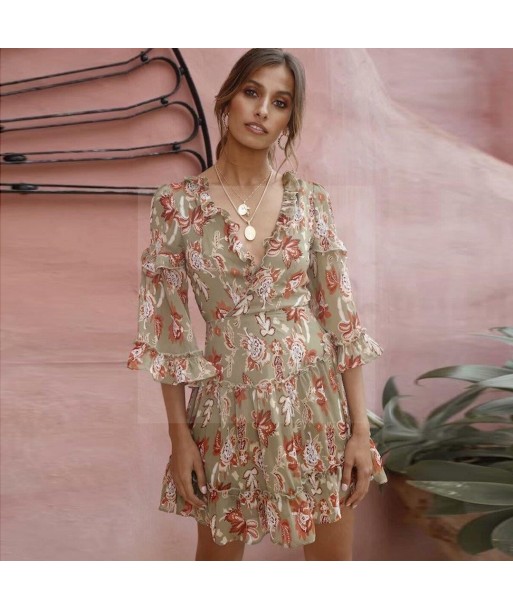 Robe romantique boheme chic rembourrage situé sous