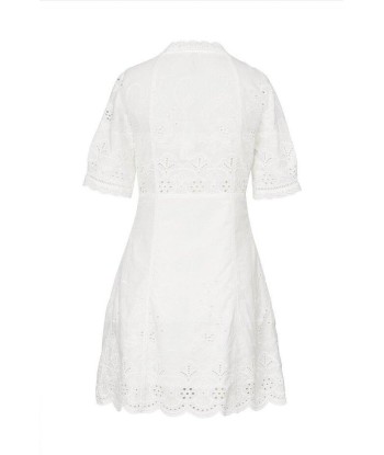 Robe blanche dentelle courte boheme Les êtres humains sont 